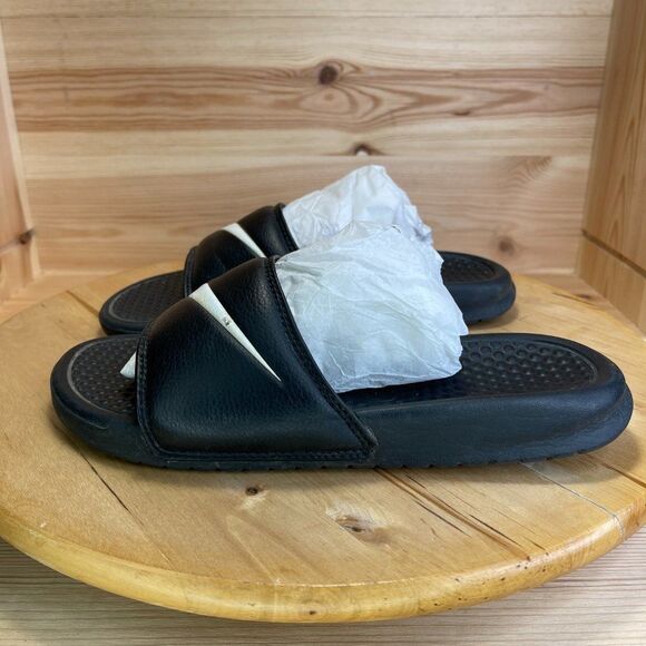 Nike Benassi Swoosh Mens Size 6 Slide Sandals 312618-011 Black